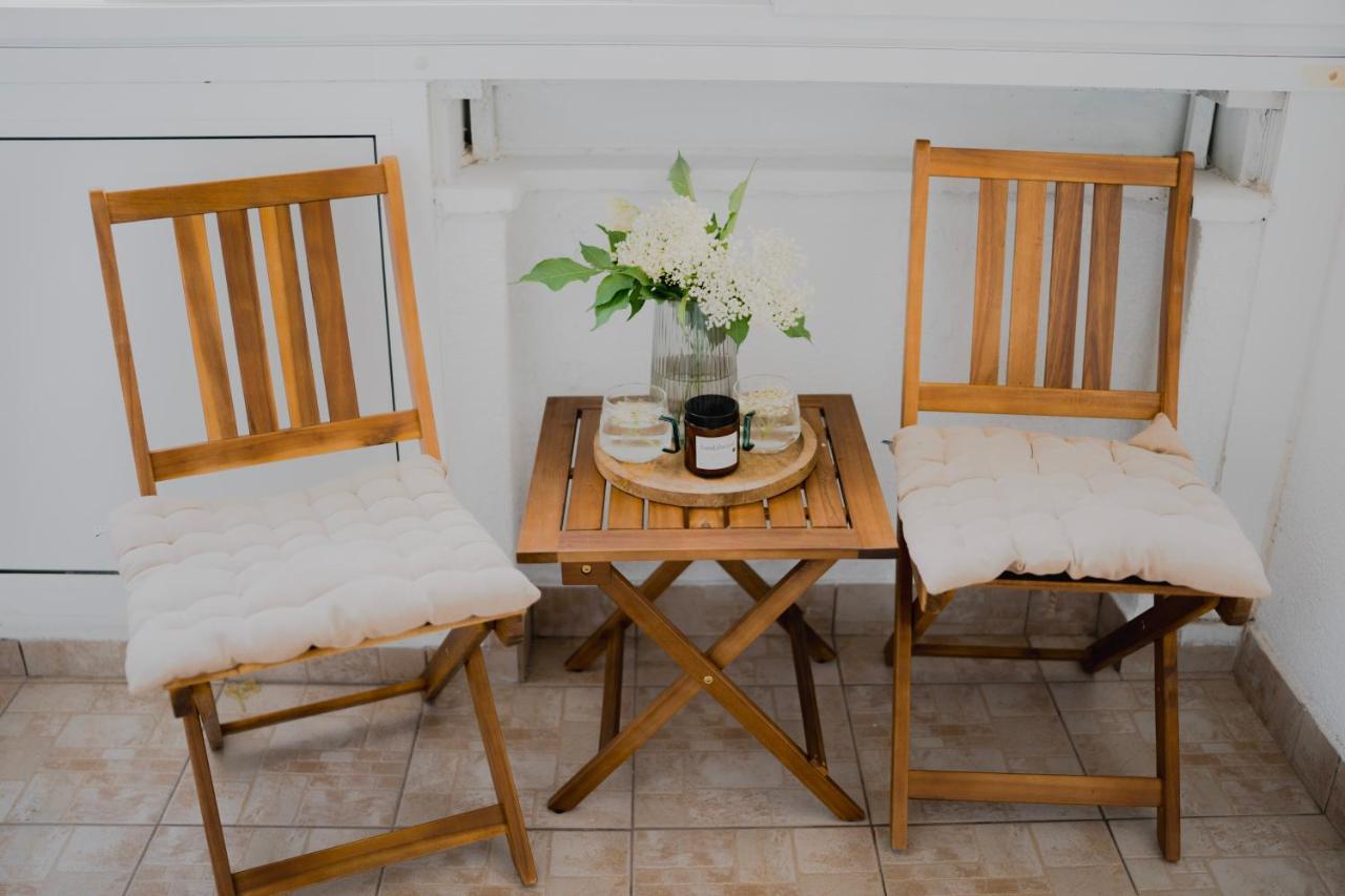 Riverland - Lovely Apartment موستار المظهر الخارجي الصورة