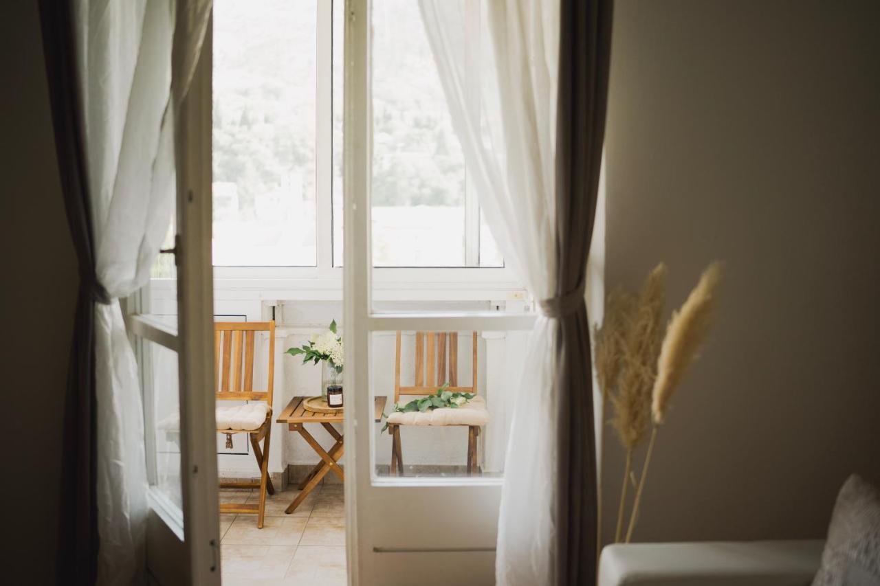 Riverland - Lovely Apartment موستار المظهر الخارجي الصورة