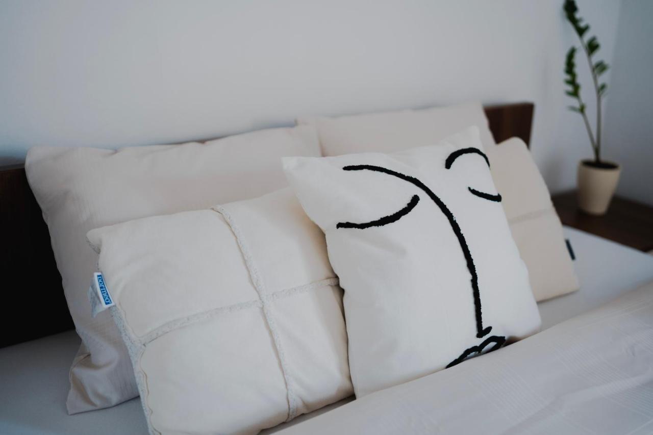 Riverland - Lovely Apartment موستار المظهر الخارجي الصورة