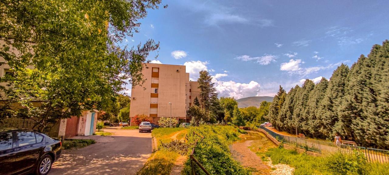 Riverland - Lovely Apartment موستار المظهر الخارجي الصورة
